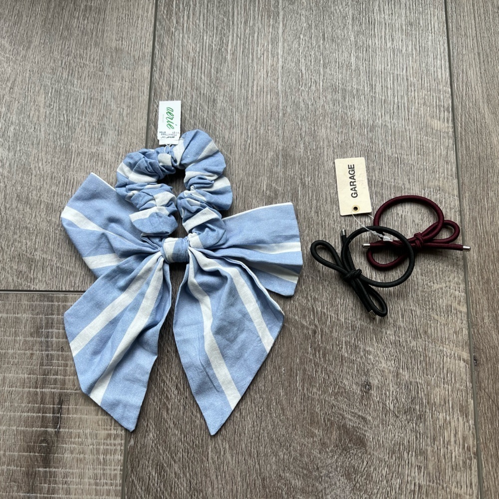 Lot of 3 Bow Scrunchies